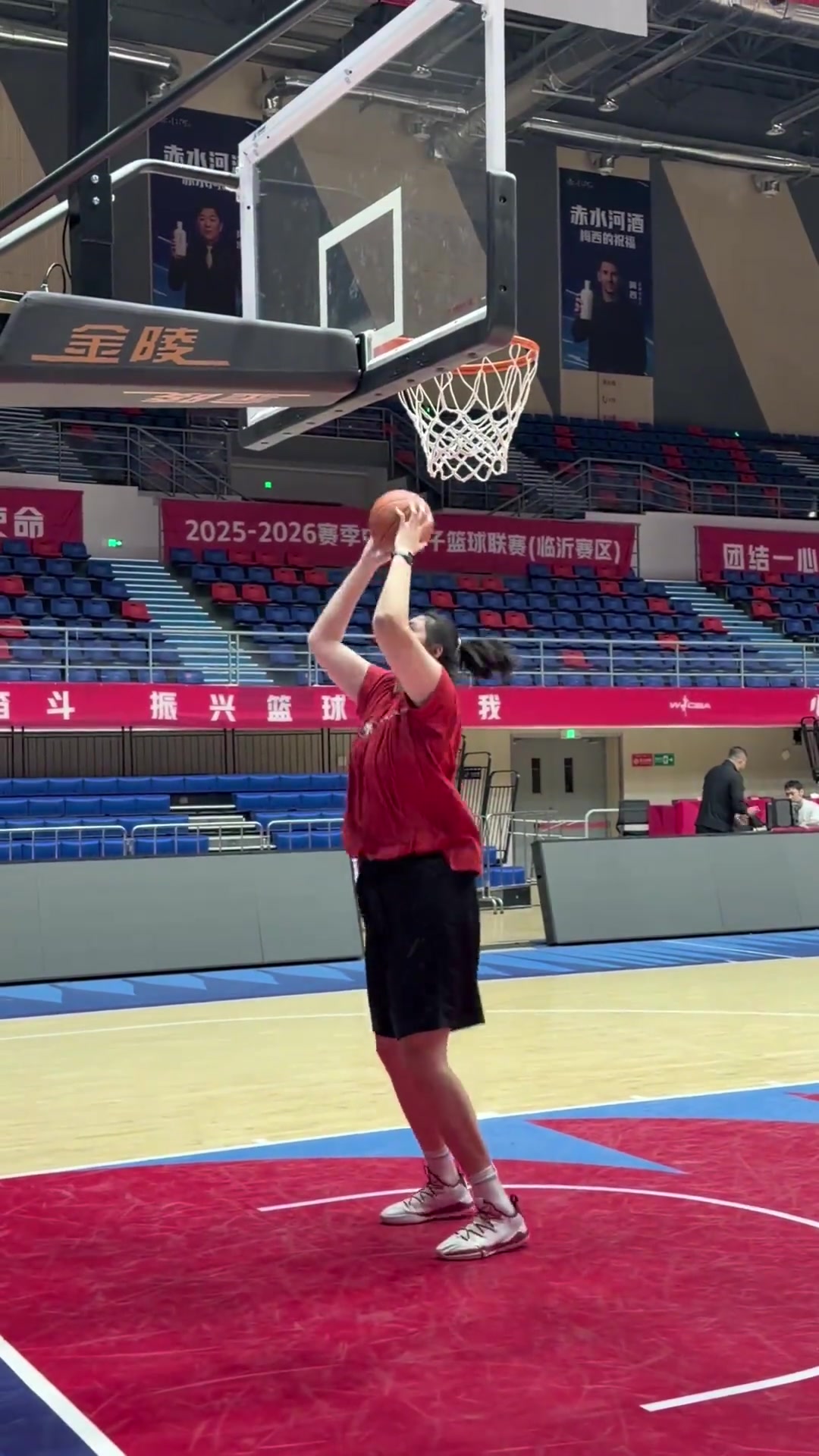 明天张子宇联赛首秀!是山东高速女篮起点 也是张子宇追梦新阶