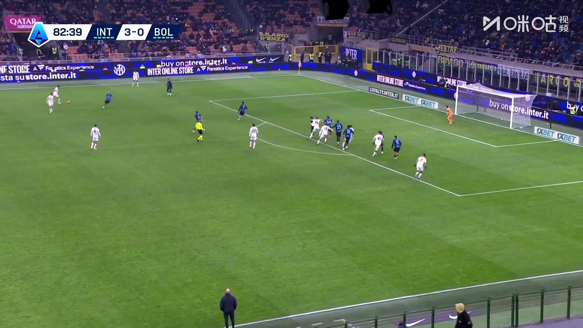 挽回颜面！卡斯特罗飞身铲射破门，为博洛尼亚扳回一城！