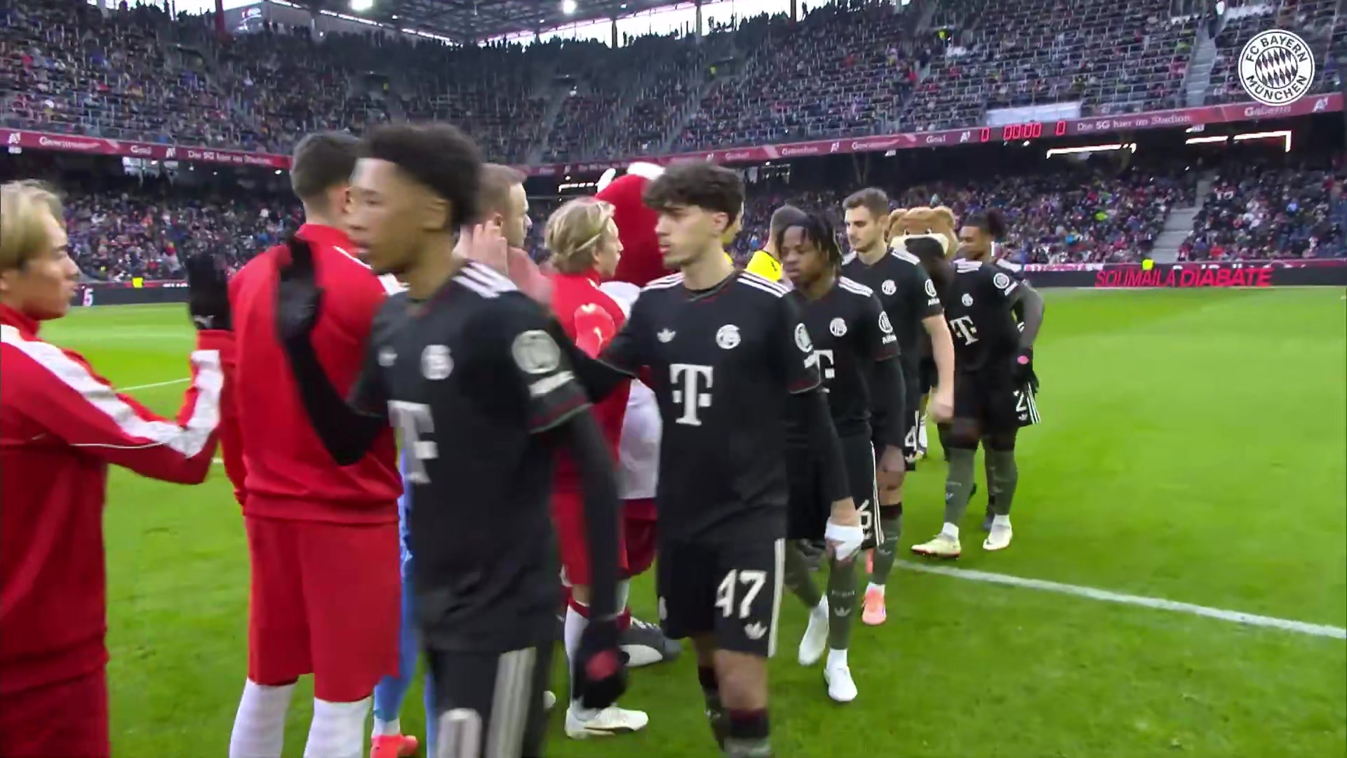 【集锦】友谊赛-卡尔2射1传迪亚斯助攻双响 拜仁5-0萨尔茨堡