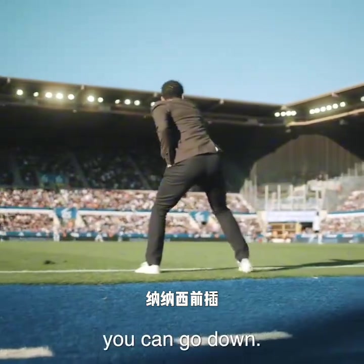 气质有点帅啊！罗塞尼尔眼中“经理”和“教练”的区别！