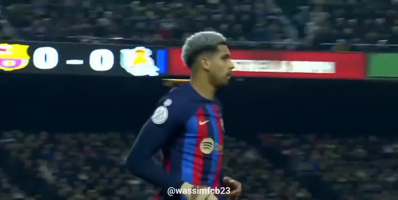 到底发生了什么?回顾阿劳霍22/23赛季个人集锦!白毛才是本体