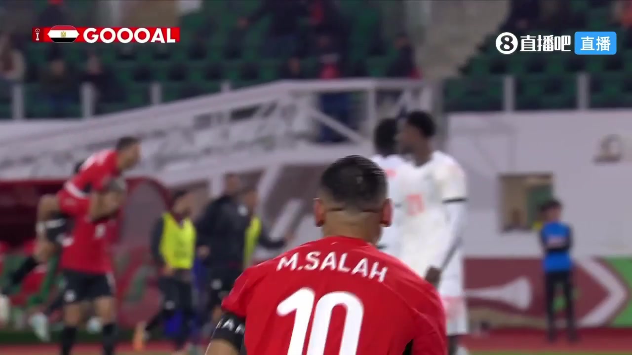 埃及3-1领先科特迪瓦！萨拉赫包抄推射破门！阿舒尔外脚背助攻！
