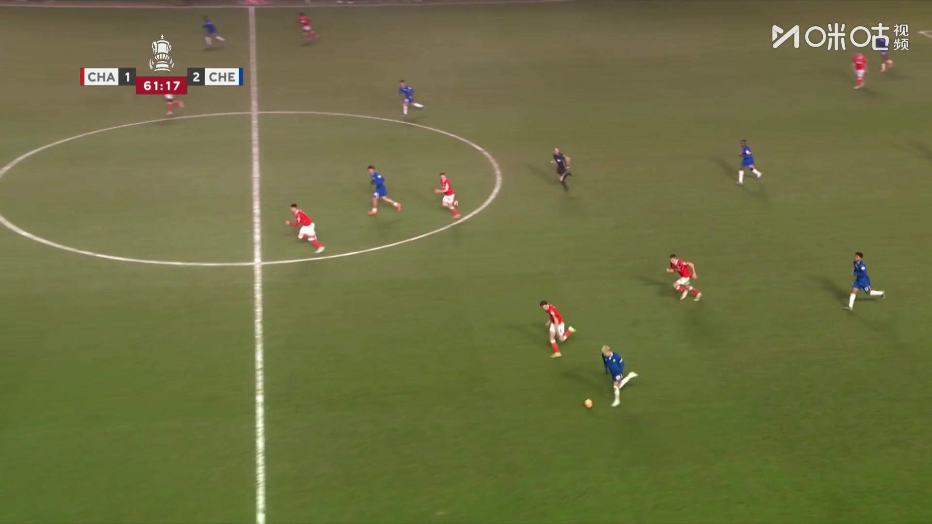 博纳诺特弧顶打门被门将挡出,吉乌二点补射得手