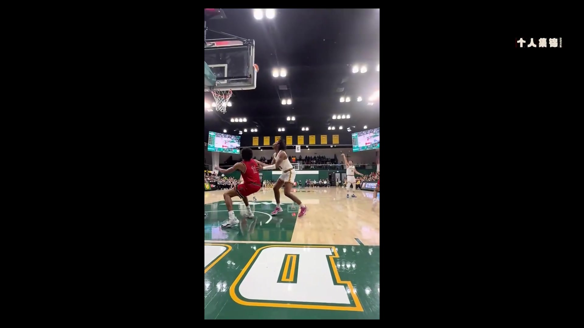 对位2米18巨人不虚！王俊杰NCAA两记三分射下10分集锦