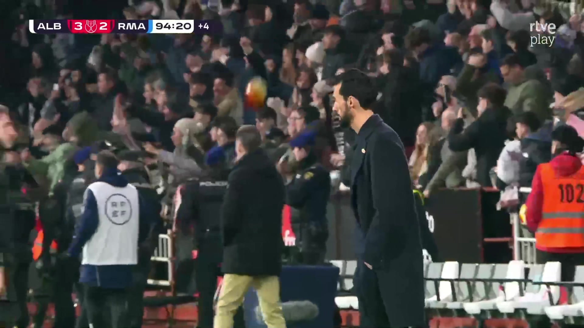 你敢相信？？贝坦科尔巧射破门，阿尔瓦塞特3-2绝杀淘汰皇马！