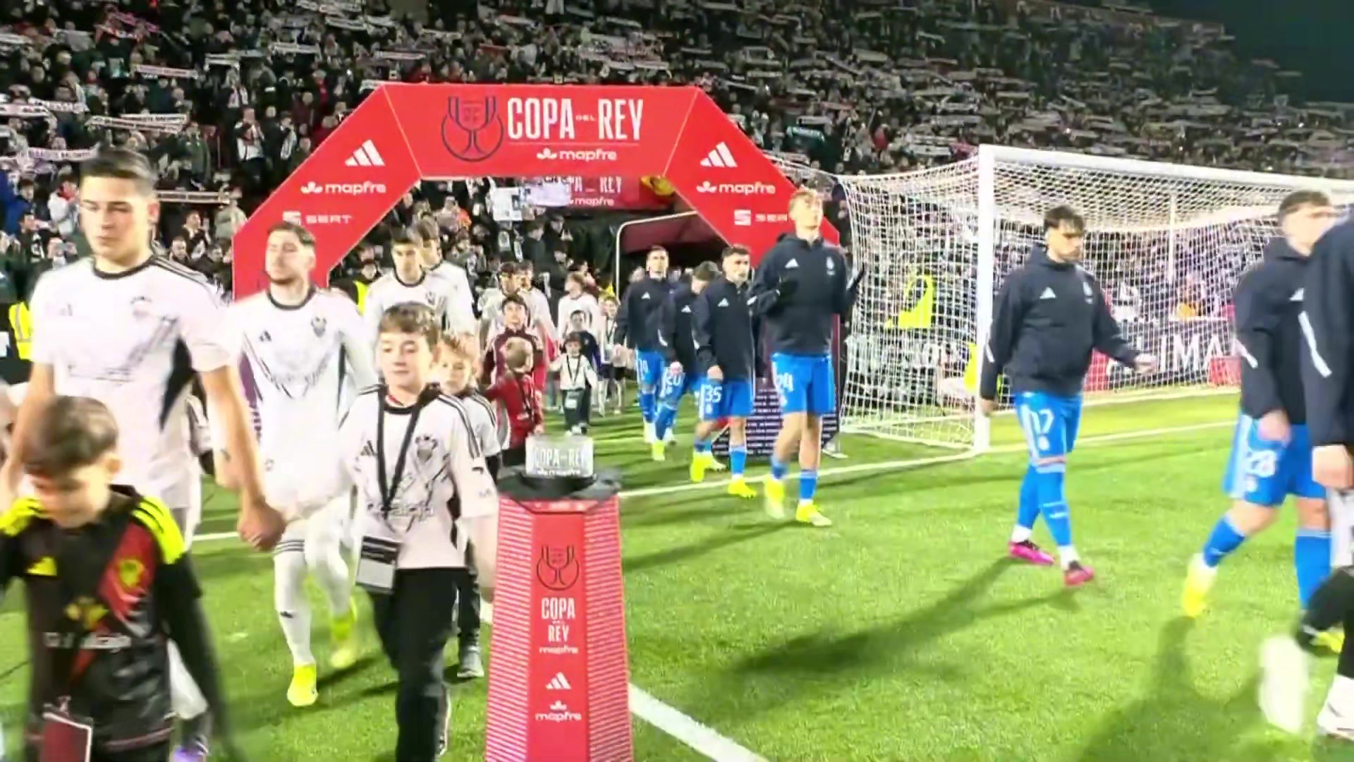 【集锦】国王杯-皇马2-3遭西乙队阿尔瓦塞特补时绝杀 无缘八强