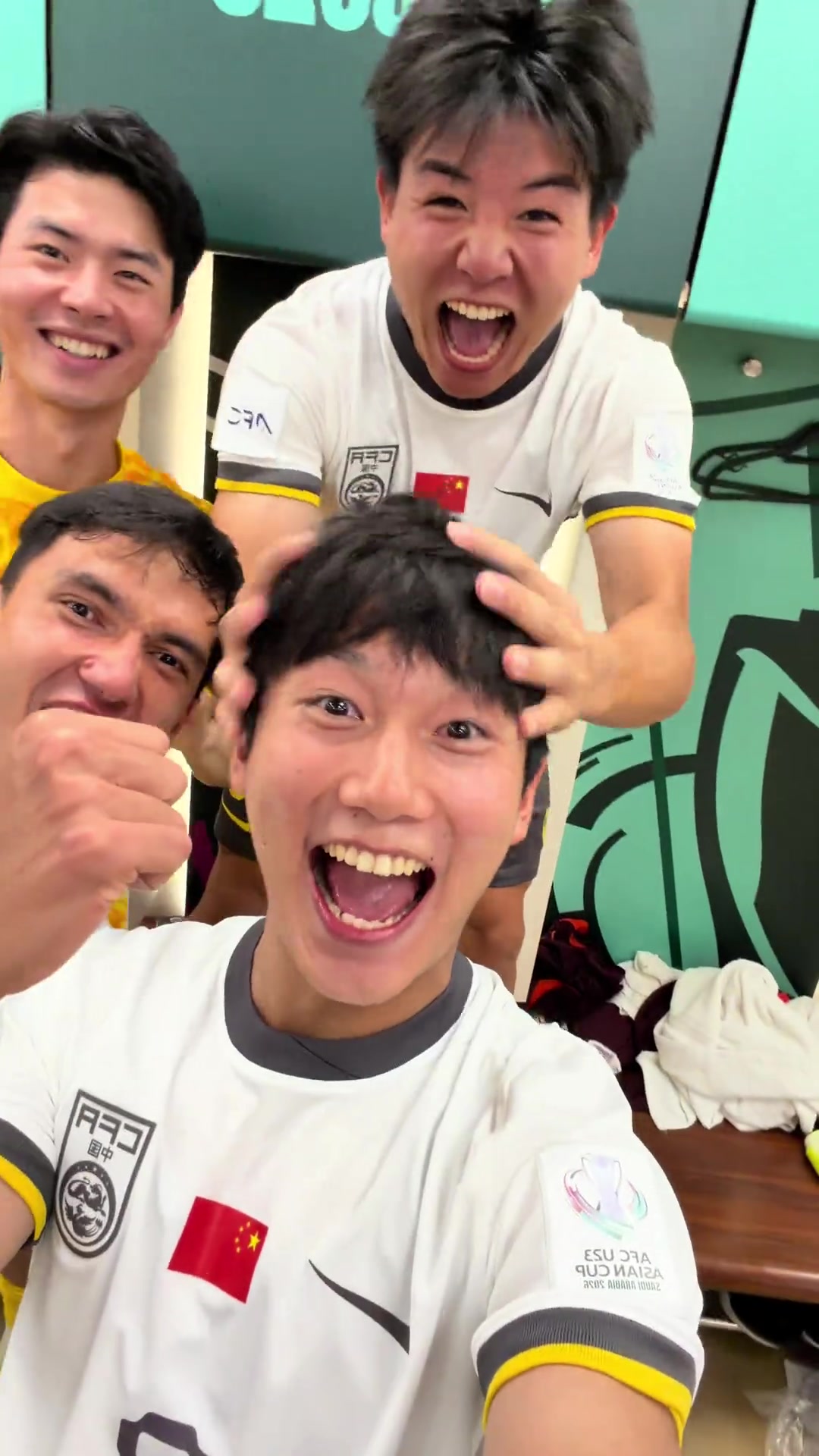 向余望社媒：计划有变，冲击决赛！