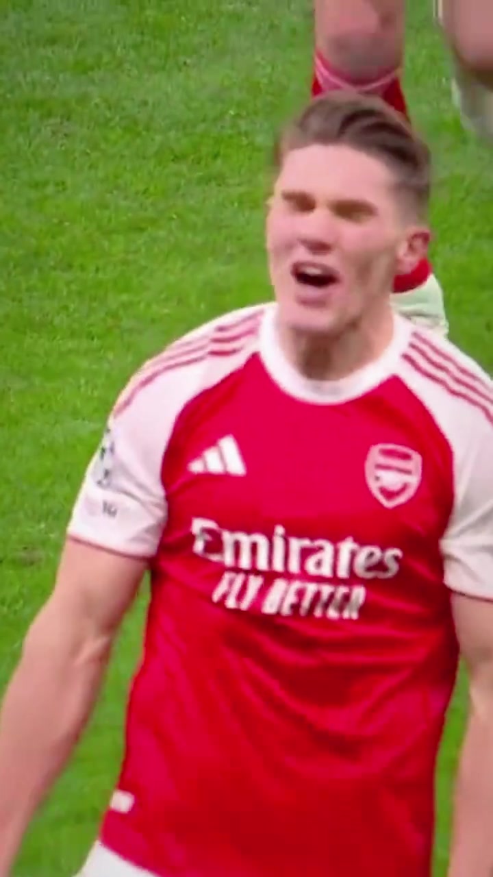 约克雷斯：萨卡，借你脚后跟一用！