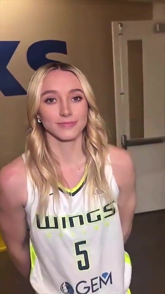 李月汝队友的颜值太符合吧友审美了小宝佩奇组合实在可爱