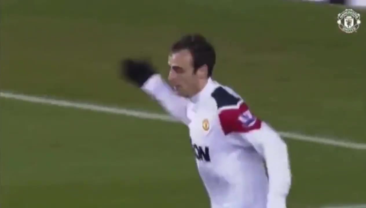 红魔经典比赛之一，贝巴和小豌豆给球迷留下了深刻的印象