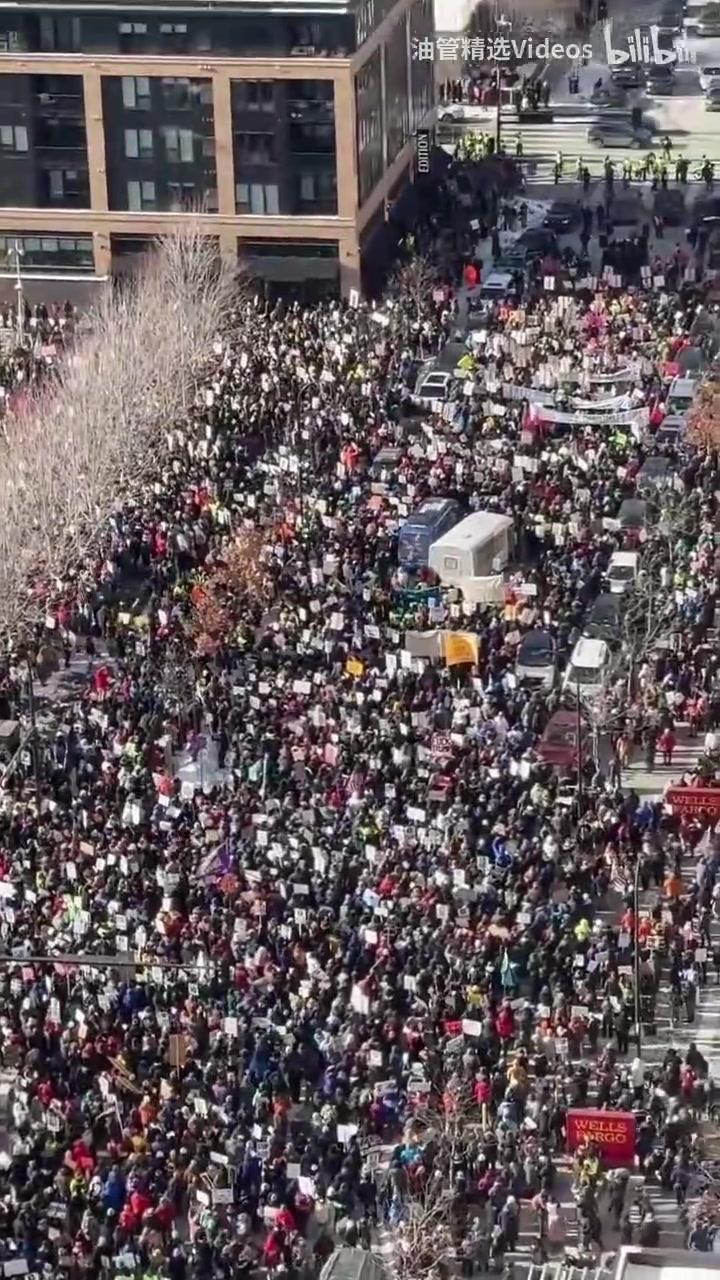 无心恋战？明尼苏达州人山人海的游行活动！