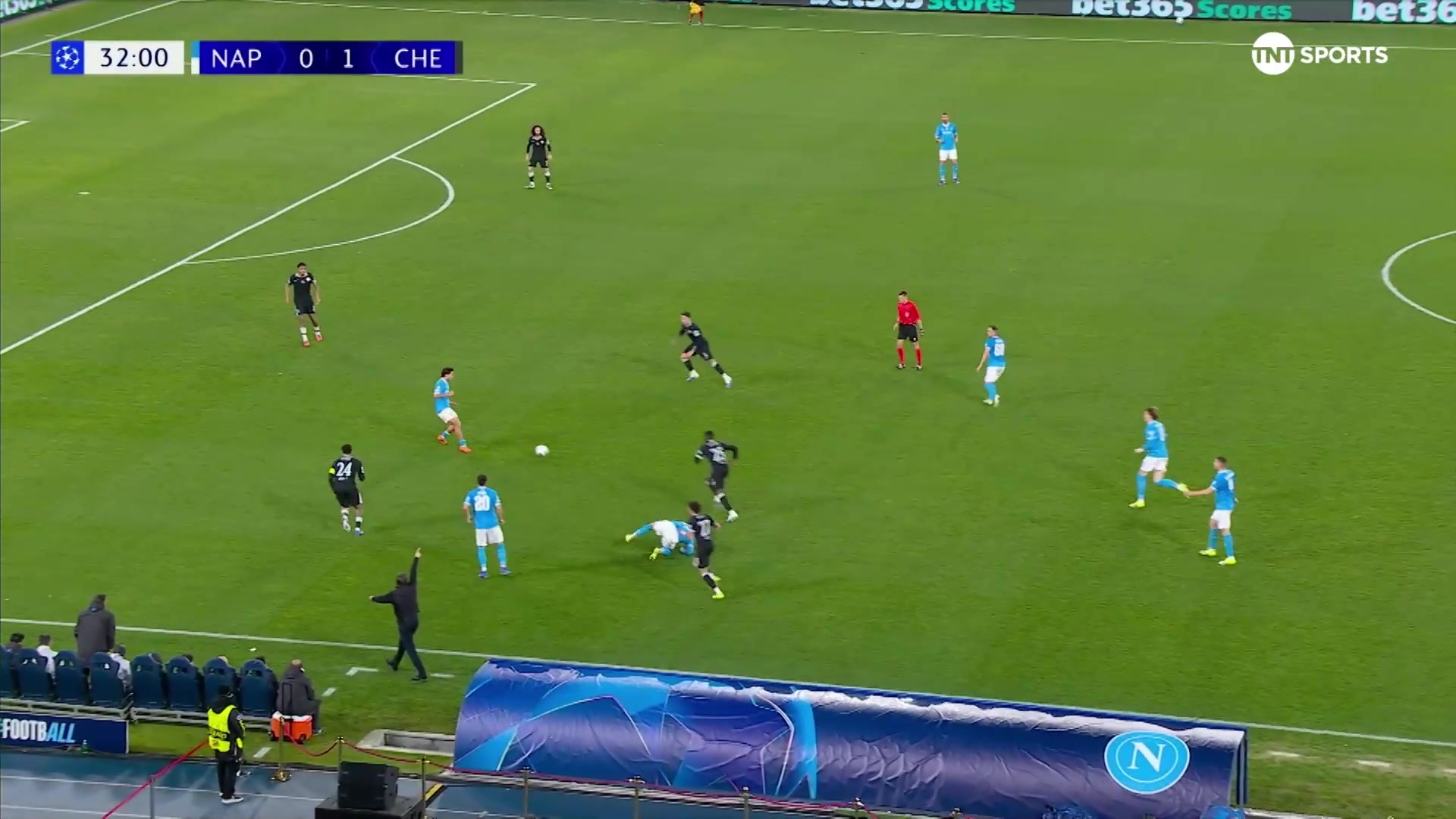 【集锦】欧冠-佩德罗双响恩佐点射 切尔西3-2那不勒斯直通16强