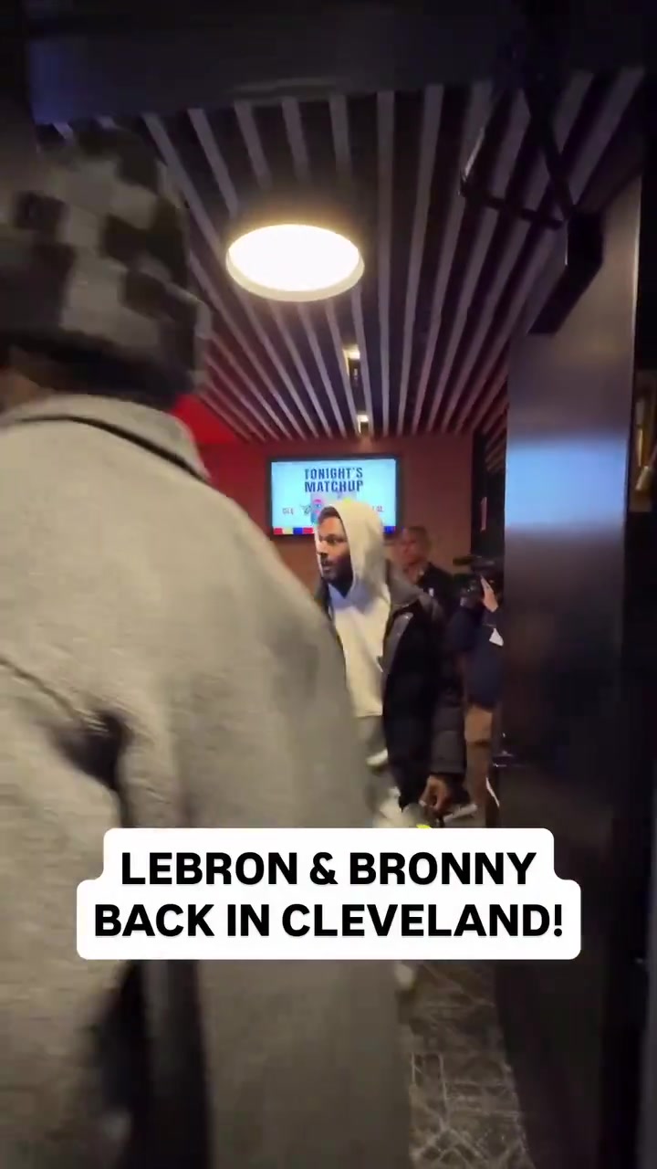 多少人的青春！湖人vs骑士！詹姆斯带儿子回家了