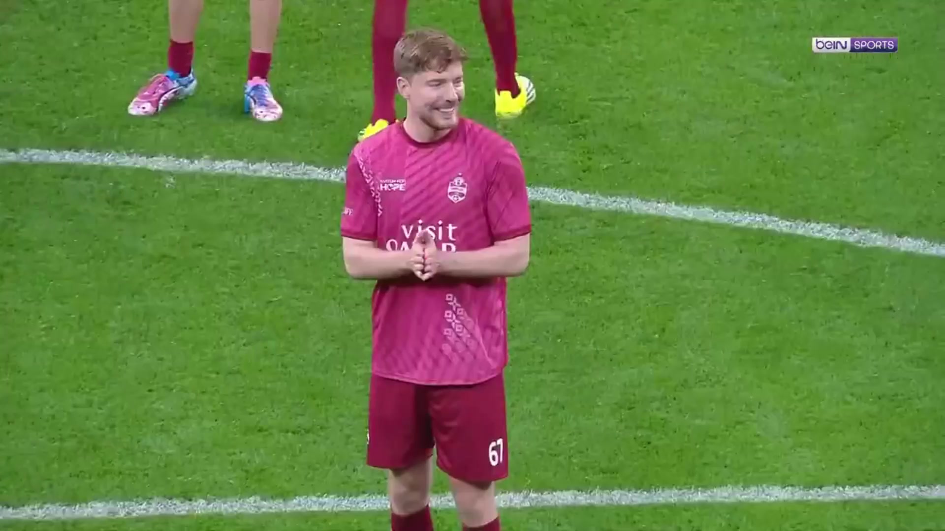 世界第一网红MrBeast收买门将！随后自己罚中点球！