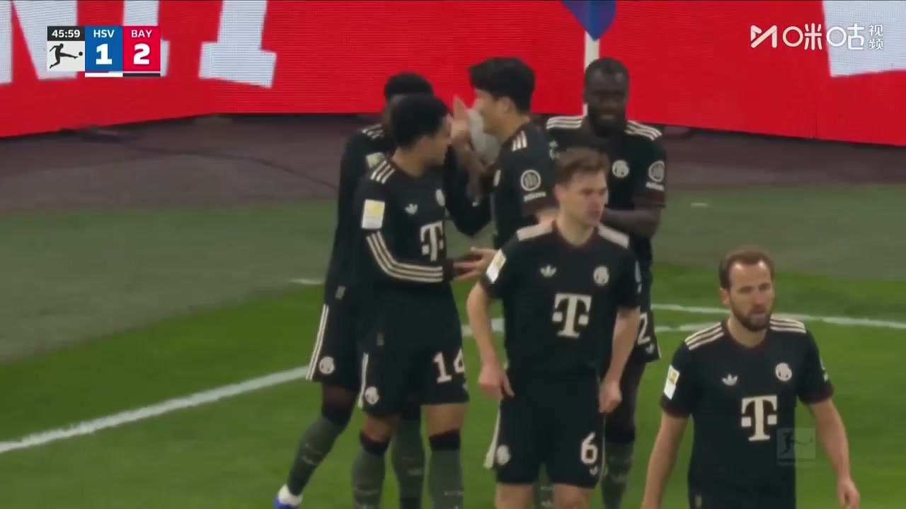 拜仁下半场开场45秒闪电进球！奥利塞直塞迪亚斯推射破门！