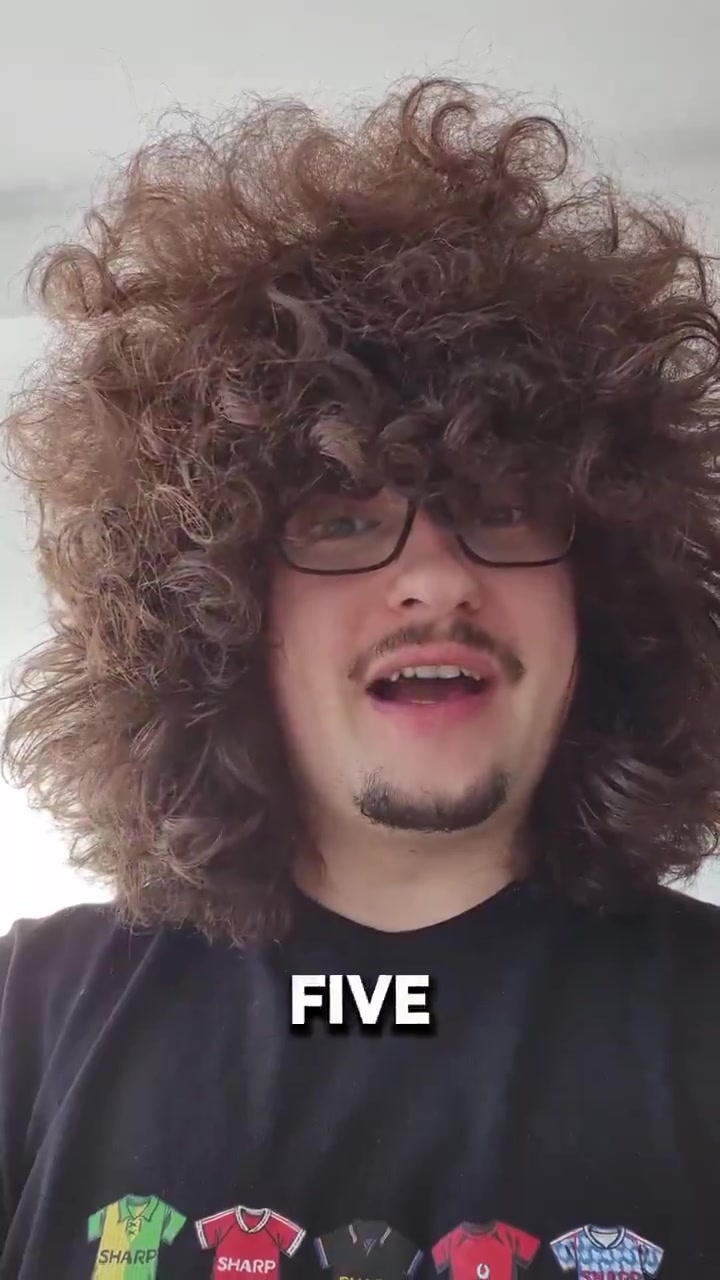 蓄发哥听牌！第491天，不剪头发直到曼联5连胜！当前连胜4/5