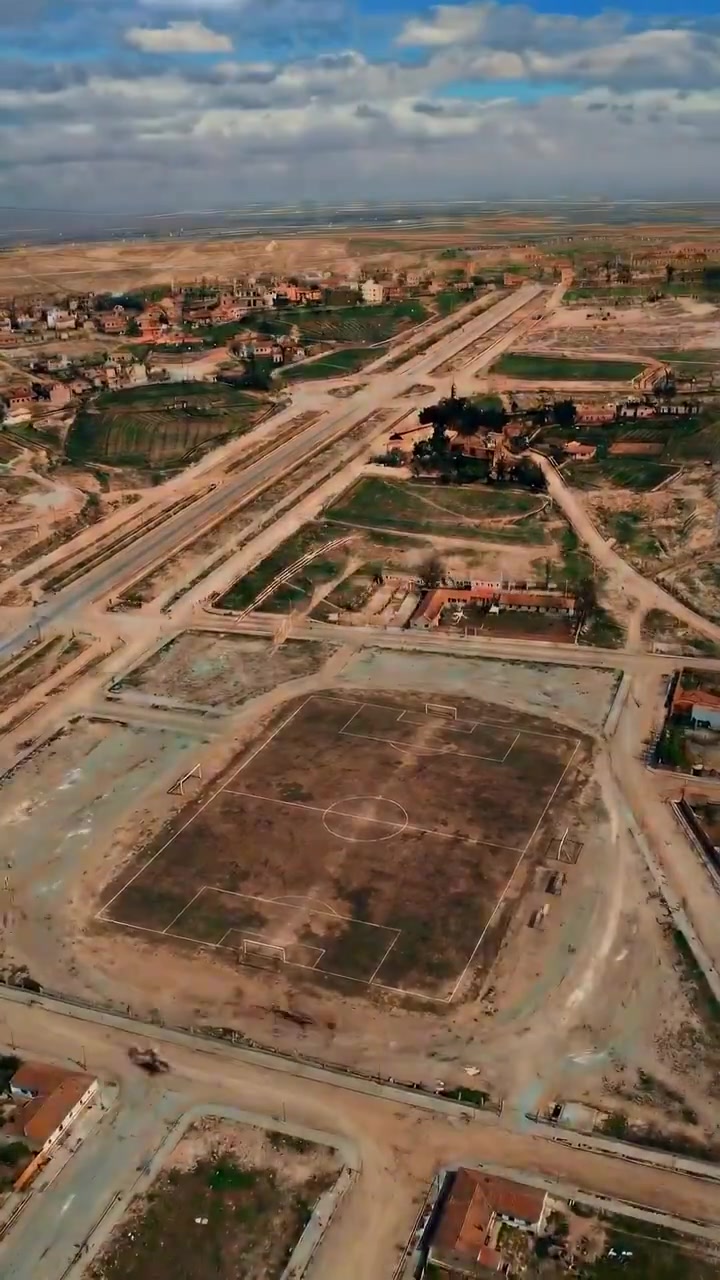 AI带你用63秒欣赏伯纳乌球场的历史巨变