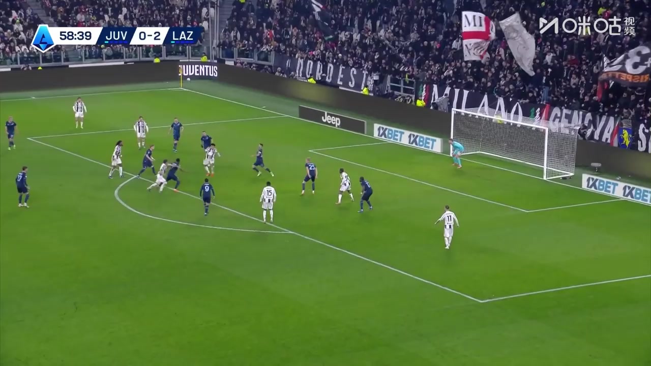 尤文扳回一城！坎比亚索传中麦肯尼头球破门！