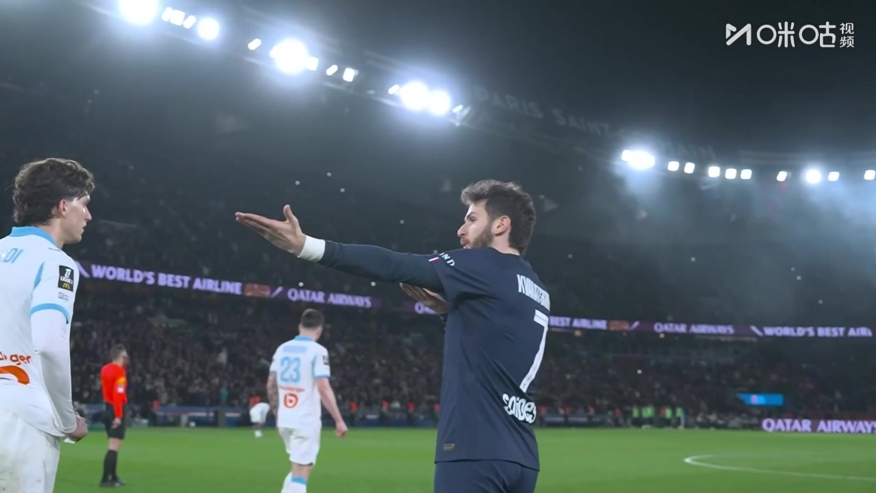 大巴黎锁定胜局！K77不停球精彩凌空抽射破门！