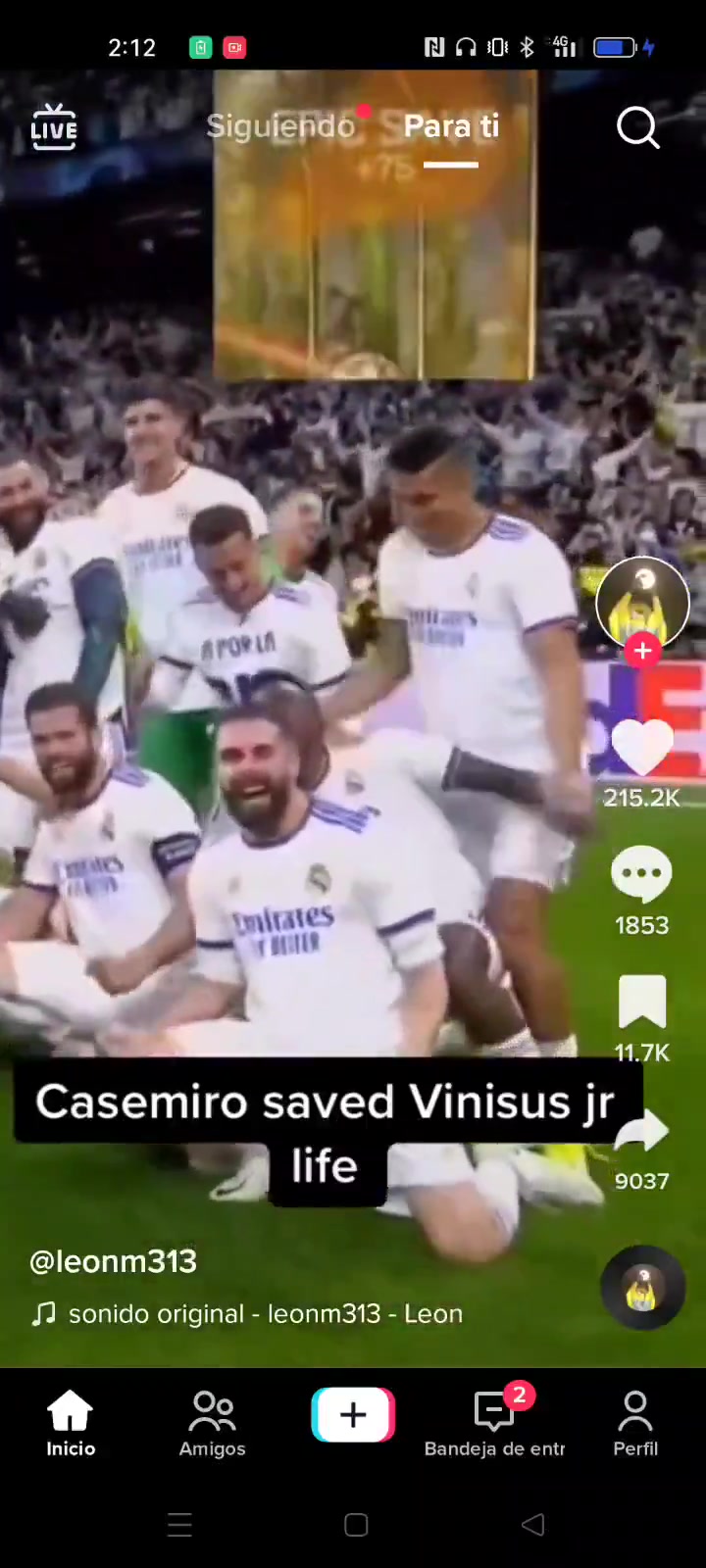 网友找出当年维尼修斯模仿纳粹敬礼，胖虎赶快制止他