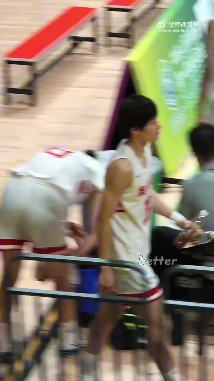 颜值能打！杨力维此前栗子头，真是又帅又可爱！