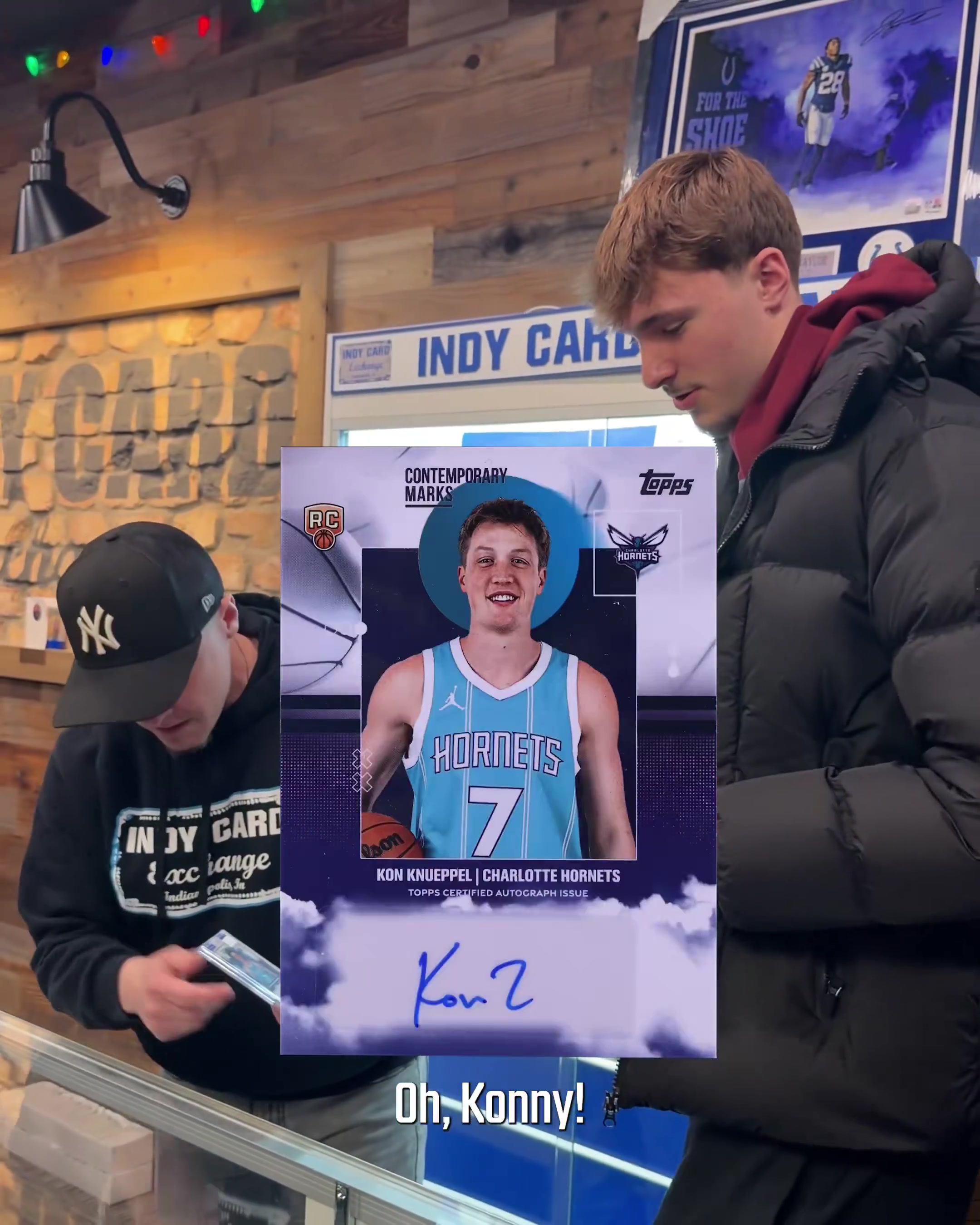 为好友下血本☺️弗拉格花费7000美元购入克尼佩尔的新秀卡！