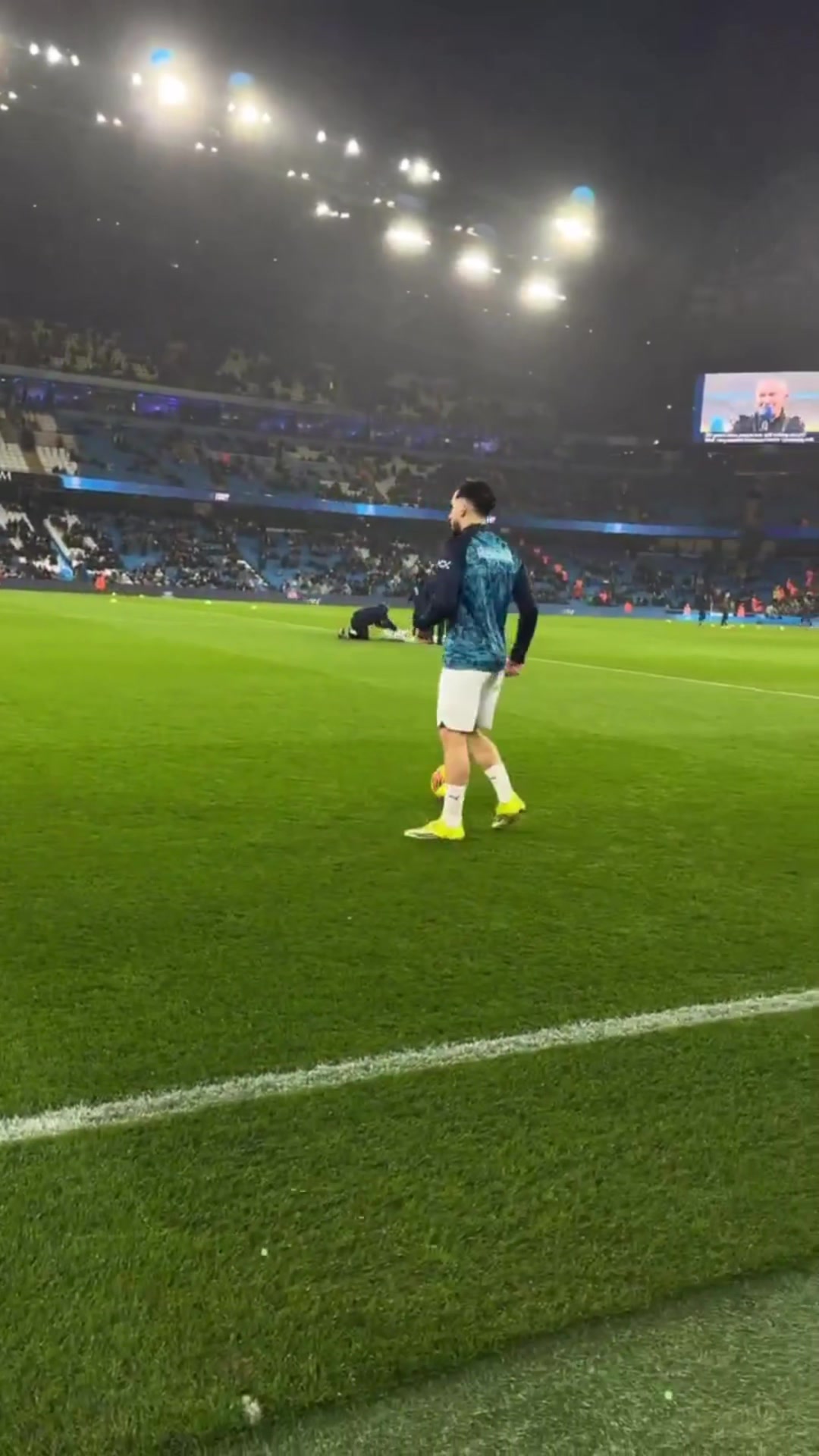 这高空停球!热评:谢尔基绝对是英超历史上技术最精湛球员之一