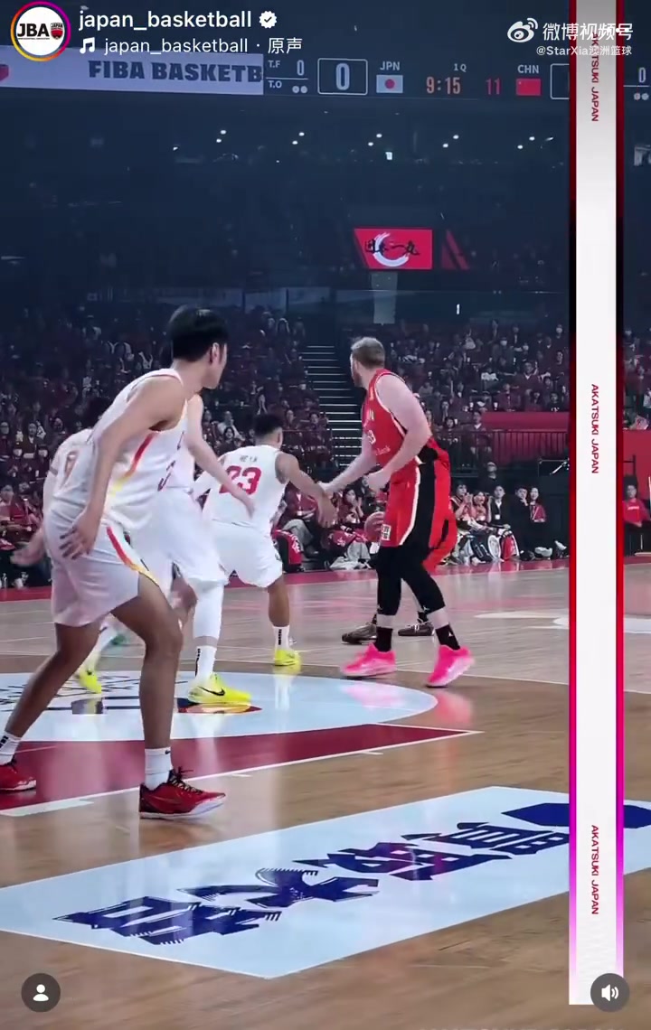 赵睿是在指谁？日本打出配合轻松得分，中国男篮禁区形同虚设……