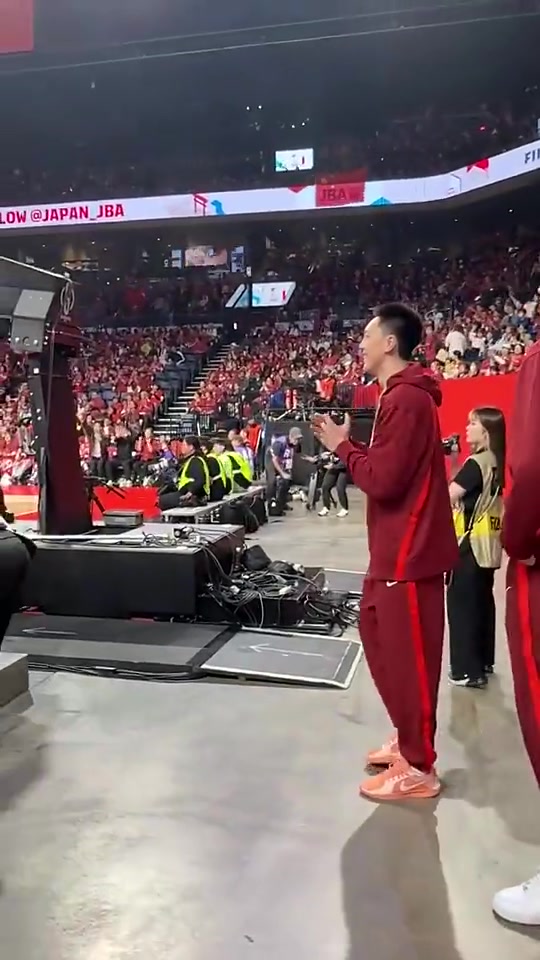 今天发挥非常关键作用！上一场逆转日本男篮，李弘权赛后激动落泪