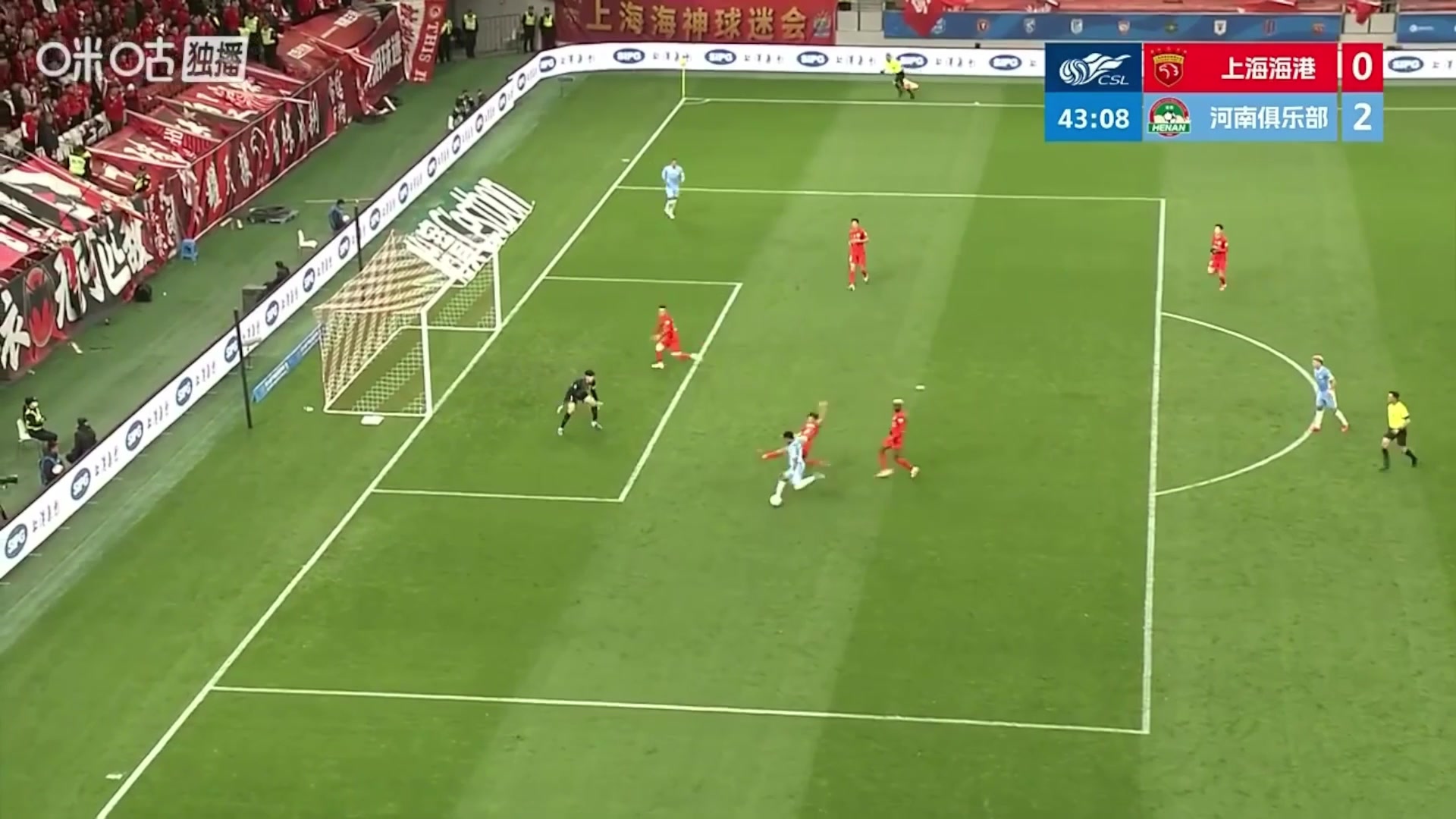 连续中柱！黄健翔直播放声大笑：哈哈哈河南队上半场三次门框了！