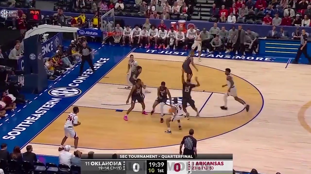 逆天改命的小后卫！前十热门阿卡夫对阵俄克拉荷马爆砍37分集锦！