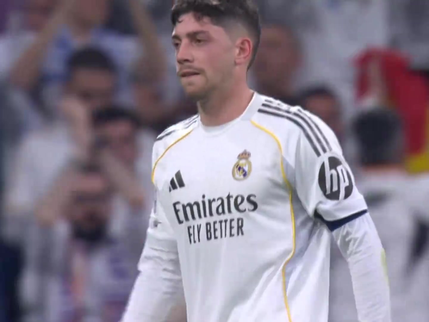 皇马球迷：帽子戏法之后还能保持不骄不躁，这样的队长值得深爱！