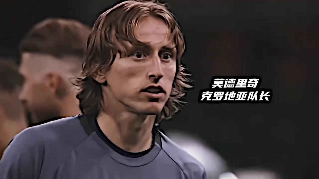 都是各个国家队的核心！25秒带你感受巅峰皇马的压迫感！