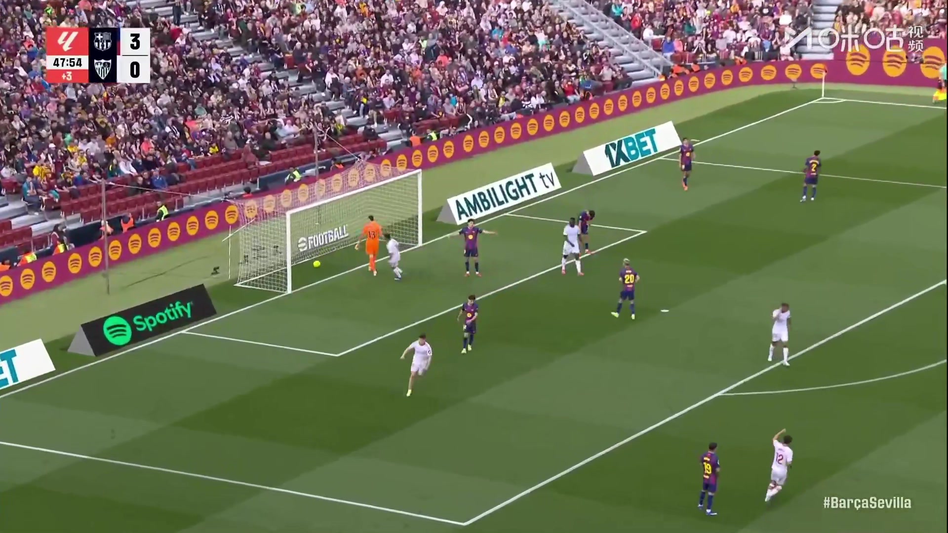 塞维扳回一球！奥索中路无人盯防端射破门，塞维利亚1-3巴萨