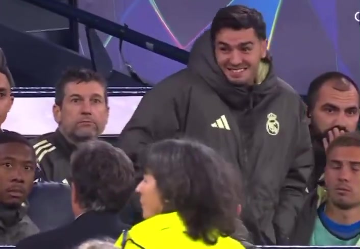 什么滋味！疑似迪亚斯第一次得知获得非洲杯冠军时的反应