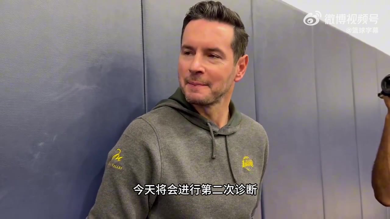 离谱!雷迪克:达拉斯影像中心对里夫斯检查时,扫描错部位了!