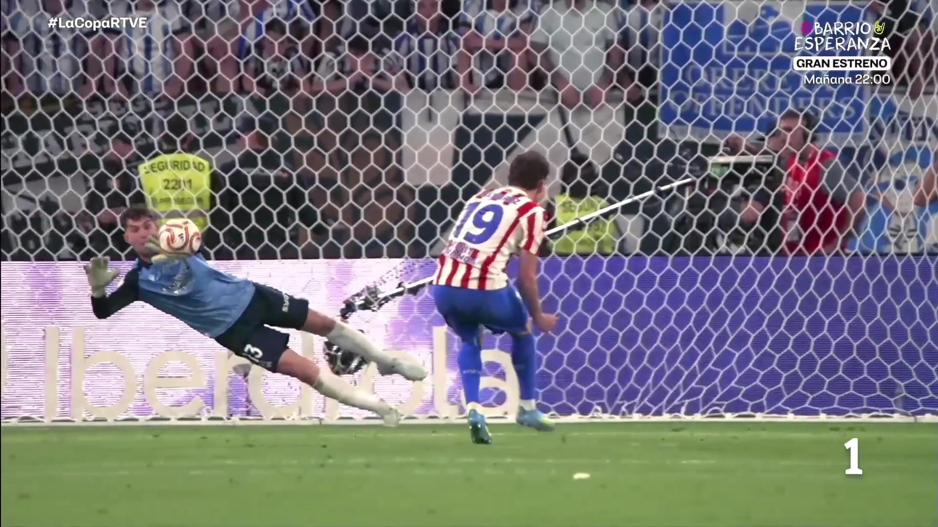 马竞痛失冠军！瑟尔洛特、阿尔瓦雷斯点球大战失点，皇家社会夺冠