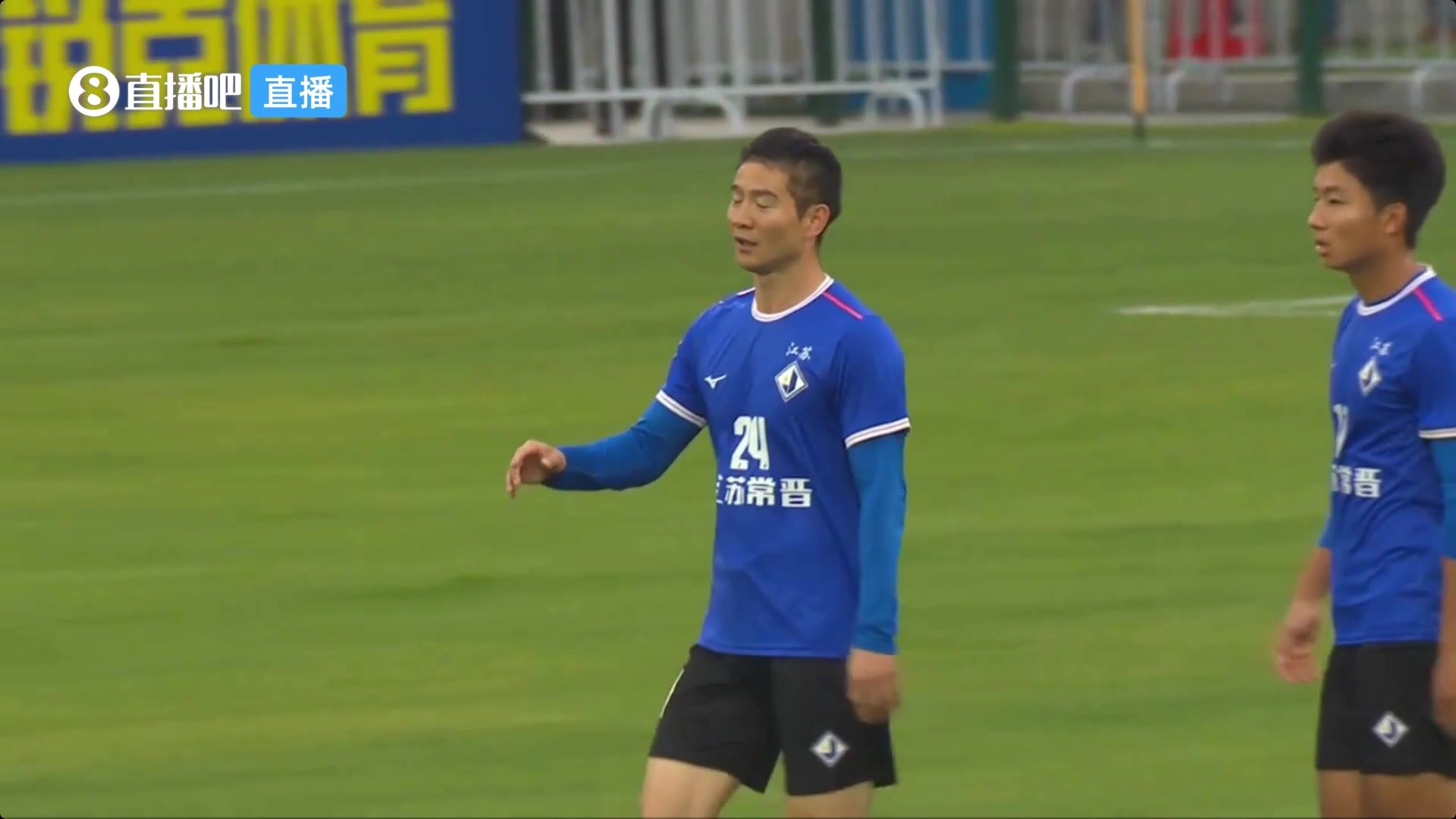 熟悉的面孔！36岁老将吉翔率领中冠江苏常晋队9球血洗对手