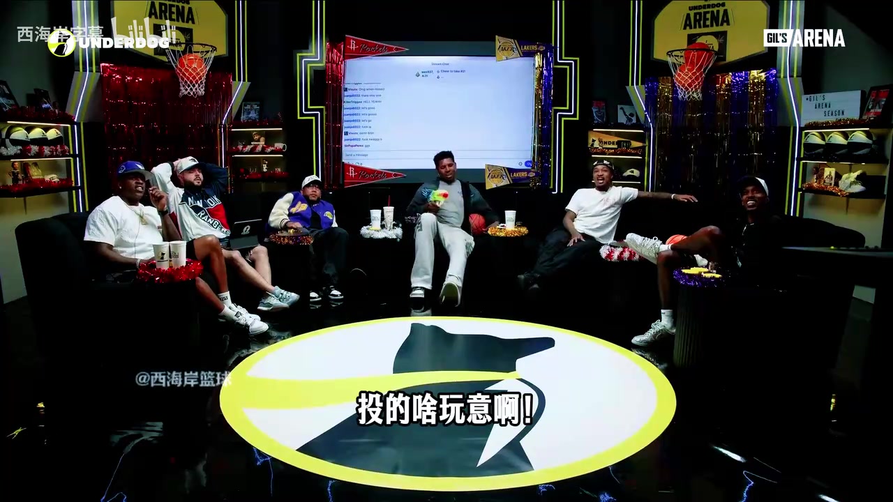 破防！尼克杨直播中怒喷詹姆斯：留着里弗斯发型的秃头白痴！