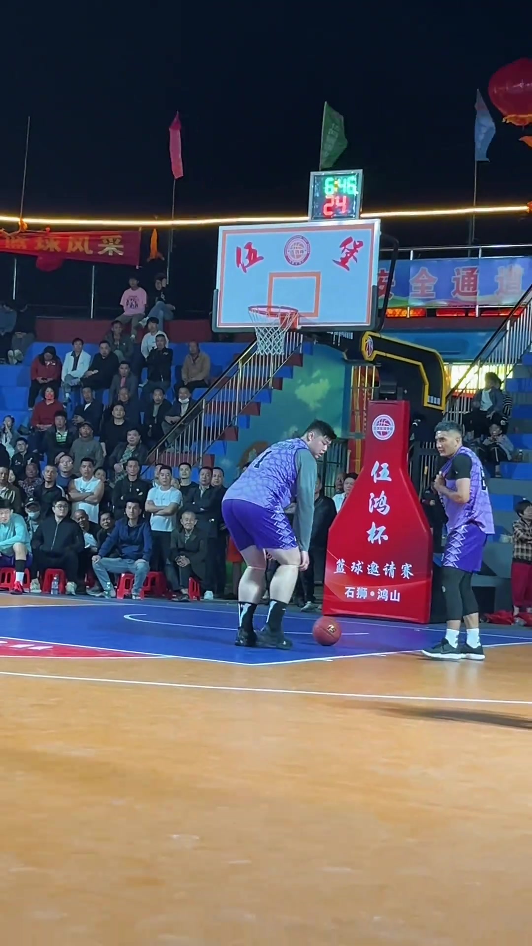 你说，李月汝当年怎么看上他的？