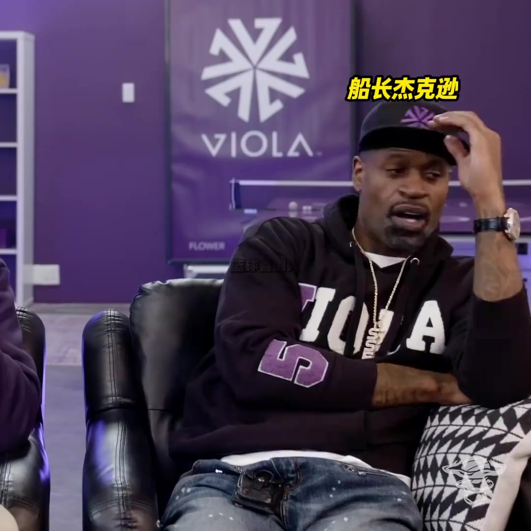 哈林顿没把科比排进前三+詹姆斯是GOAT 惹怒了武圣杰克逊