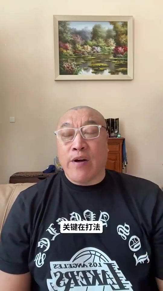 东契奇会成为下一个哈登？马健：要想夺冠，得学老詹放权+认真防守