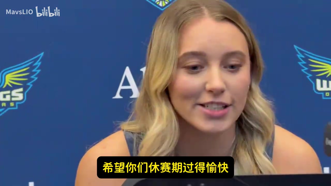 佩奇曾谈女友：我与福德的关系是私事！她靠实力当状元而非因为我