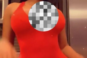 🙈炸裂！控诉锡安没让其怀孕的成人女星 身材着实劲爆！！！