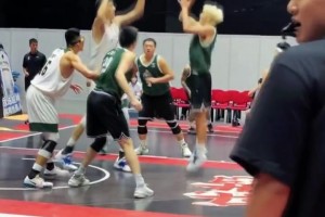 朱传宇在野球场上简直就是火锅制造者