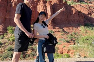 渡边雄太缺席亚运会 与美丽妻子游玩美国