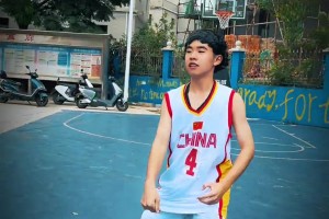 皮！陈挑战模仿帝模仿中国女篮最后绝杀：无畏金兰！