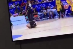 前一秒：咦，被晃倒了？后一秒：卧槽！