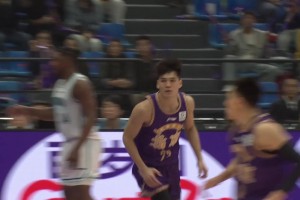 炸裂表现！陈国豪CBA首秀攻防拉满，全场砍下20分10板2断5帽