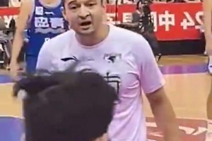 离开广东还是没躲过被批！西热比赛中怒批曾繁日：什么毛病？